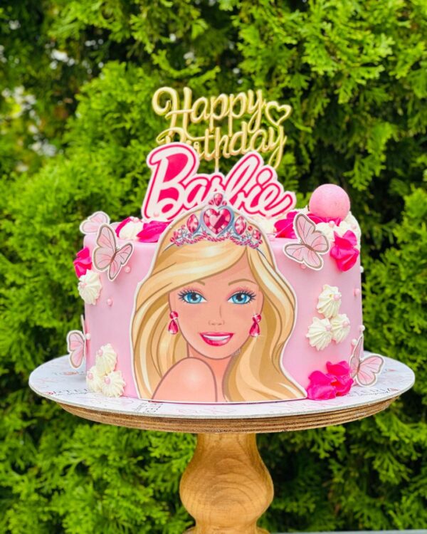 Barbie Themed Cake - Image 3